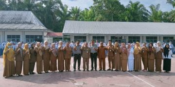 Kalapas Labuhan Ruku Jadi Pembina Upacara di SMA Negeri 1 Talawi, Sampaikan Pesan Kritis tentang Bahaya Narkoba dan Pentingnya Integritas